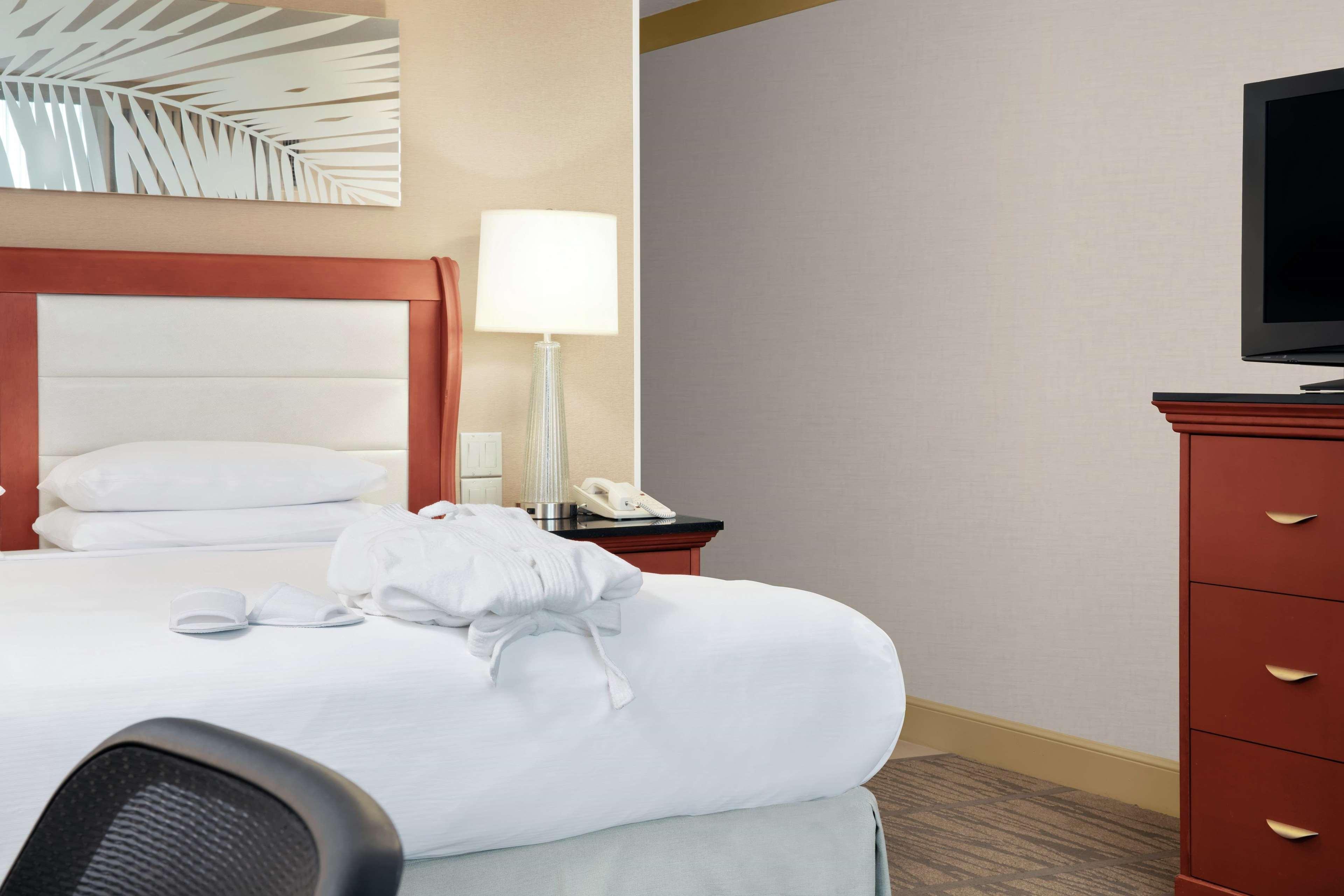 Doubletree By Hilton Hotel Miami Airport & Convention Center Miami Springs Kültér fotó